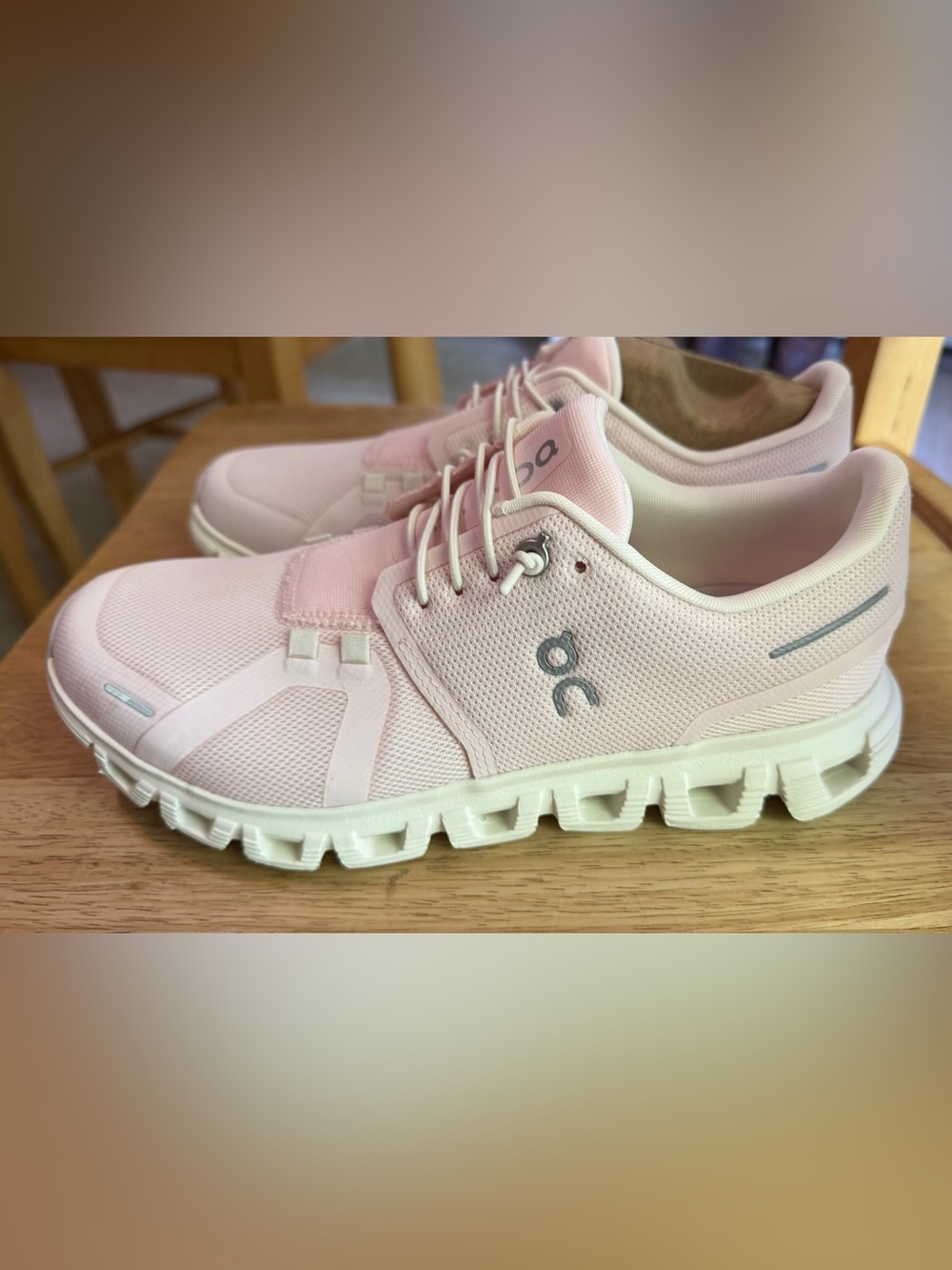 Women’s On Cloud 6 shoes Size 8W New in Box - Picture 10 of 15